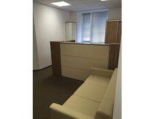 Офисная мебель для приемной руководителя в Казани. Стойки ресепшн для офиса